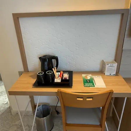 Hotel Madeira Centro 4*