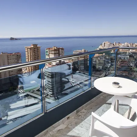 Madeira Centro 4* בנידורם