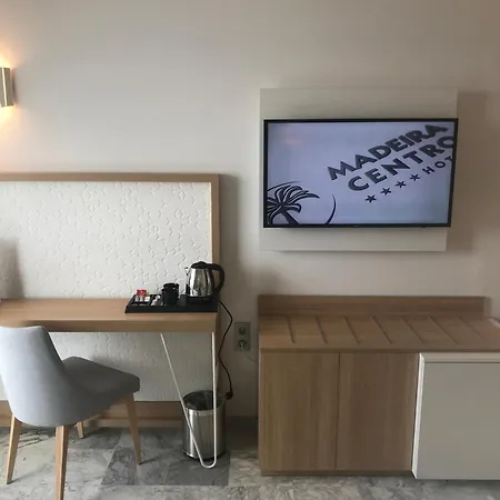 Madeira Centro 4* בנידורם
