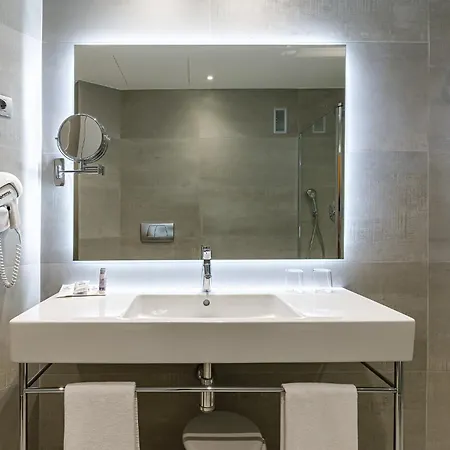Madeira Centro Hotell 4*
