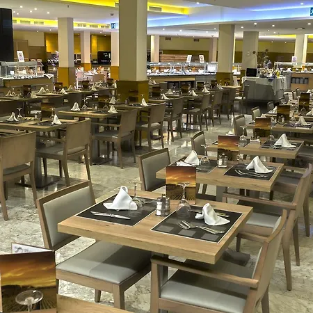 Otel Madeira Centro 4*