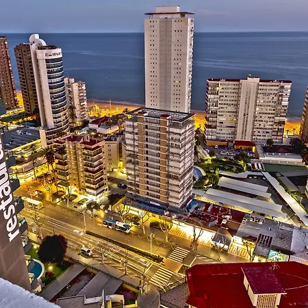 Madeira Centro 4* בנידורם