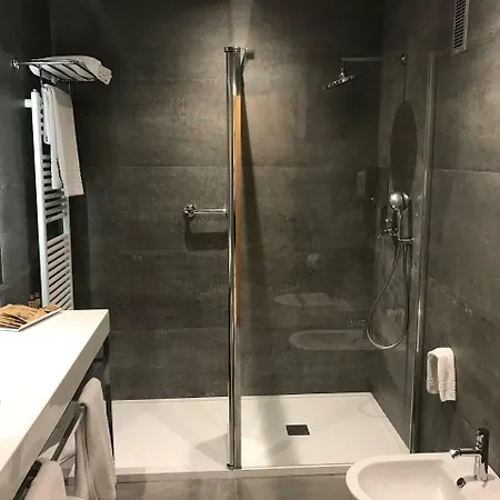 Otel Madeira Centro 4*