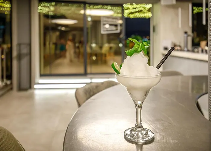 马德里中心酒店 4*