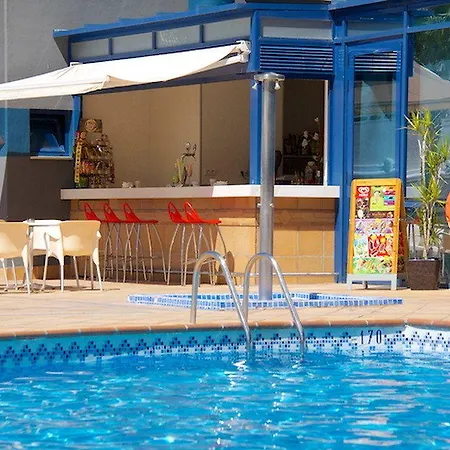 Отель Madeira Centro 4*