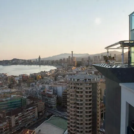 Madeira Centro Бенидорм