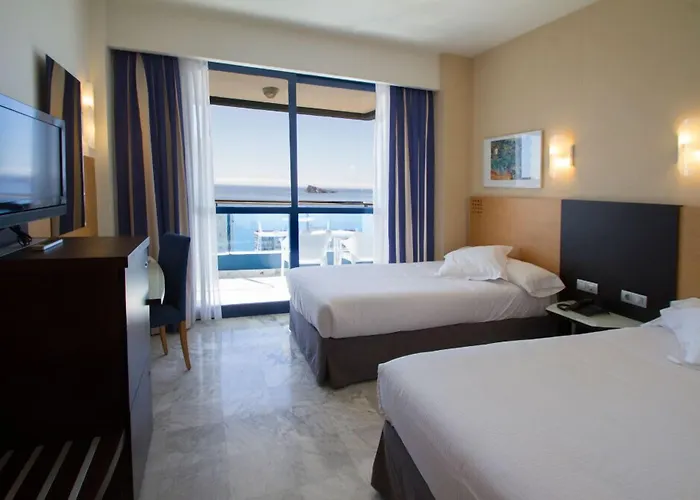 Madeira Centro Hotel 4*